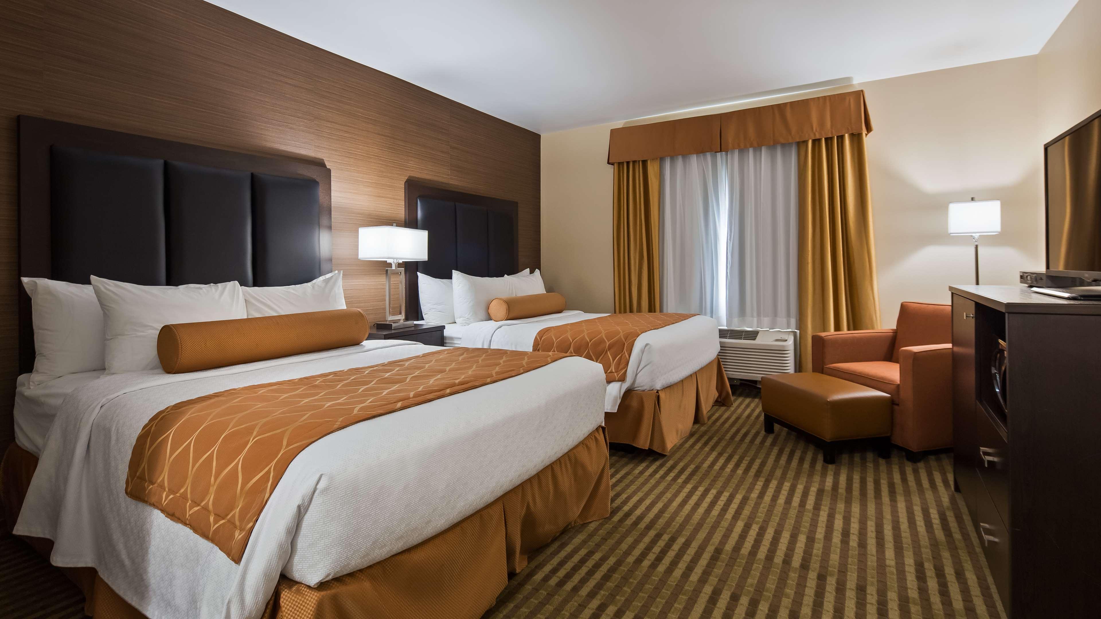 Best Western Plus Fergus Hotel Экстерьер фото