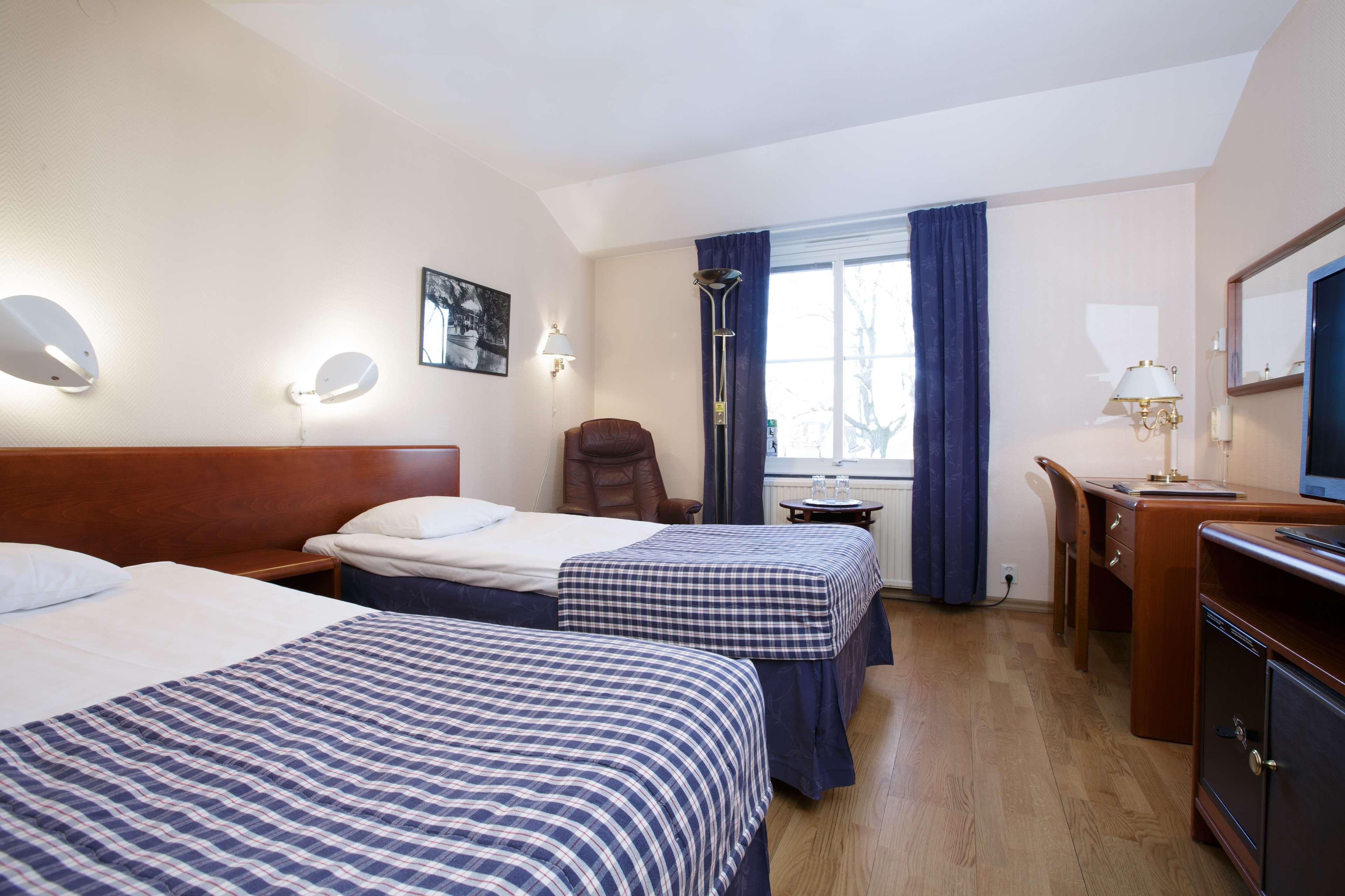 Best Western Plus Fergus Hotel Экстерьер фото