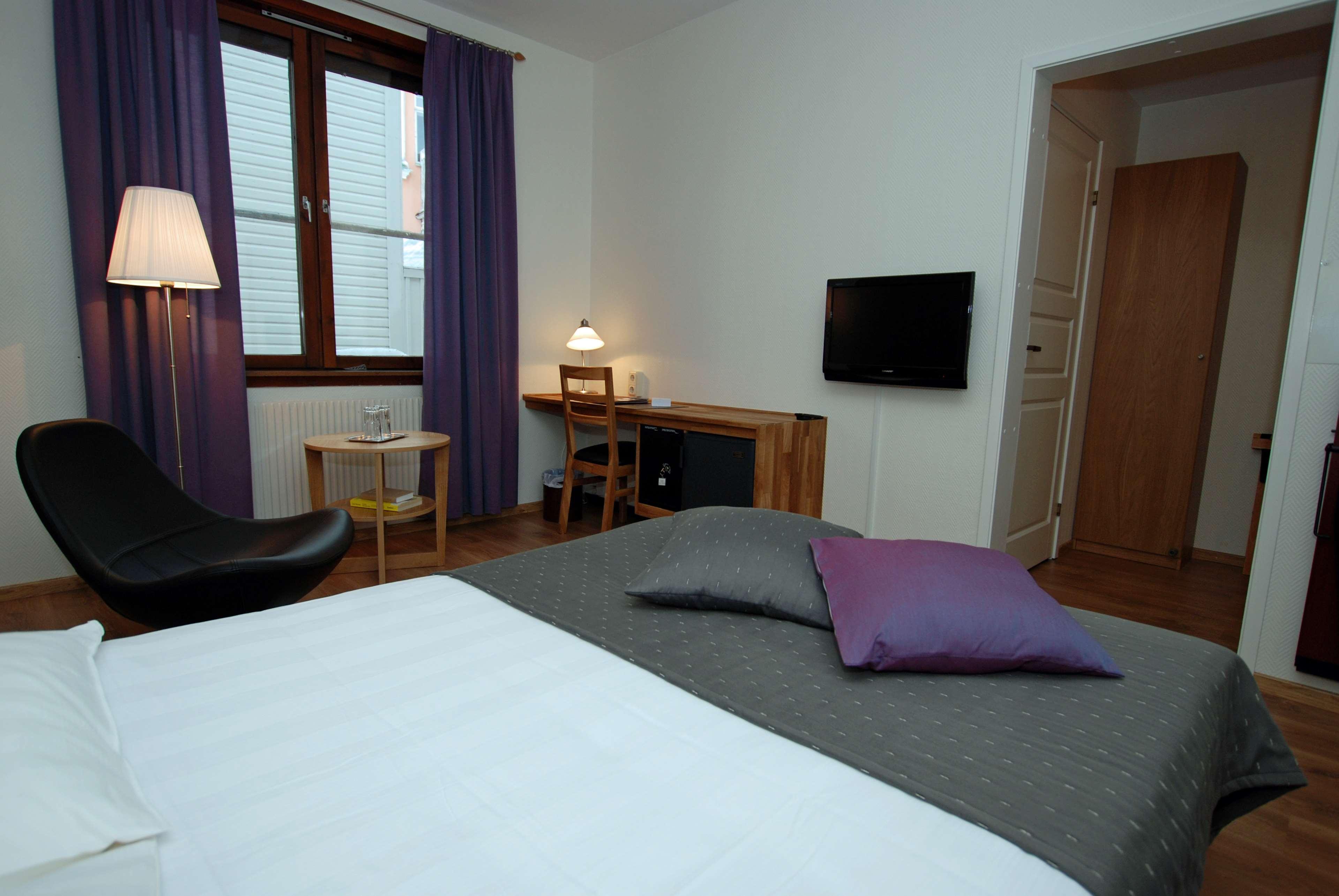 Best Western Plus Fergus Hotel Экстерьер фото