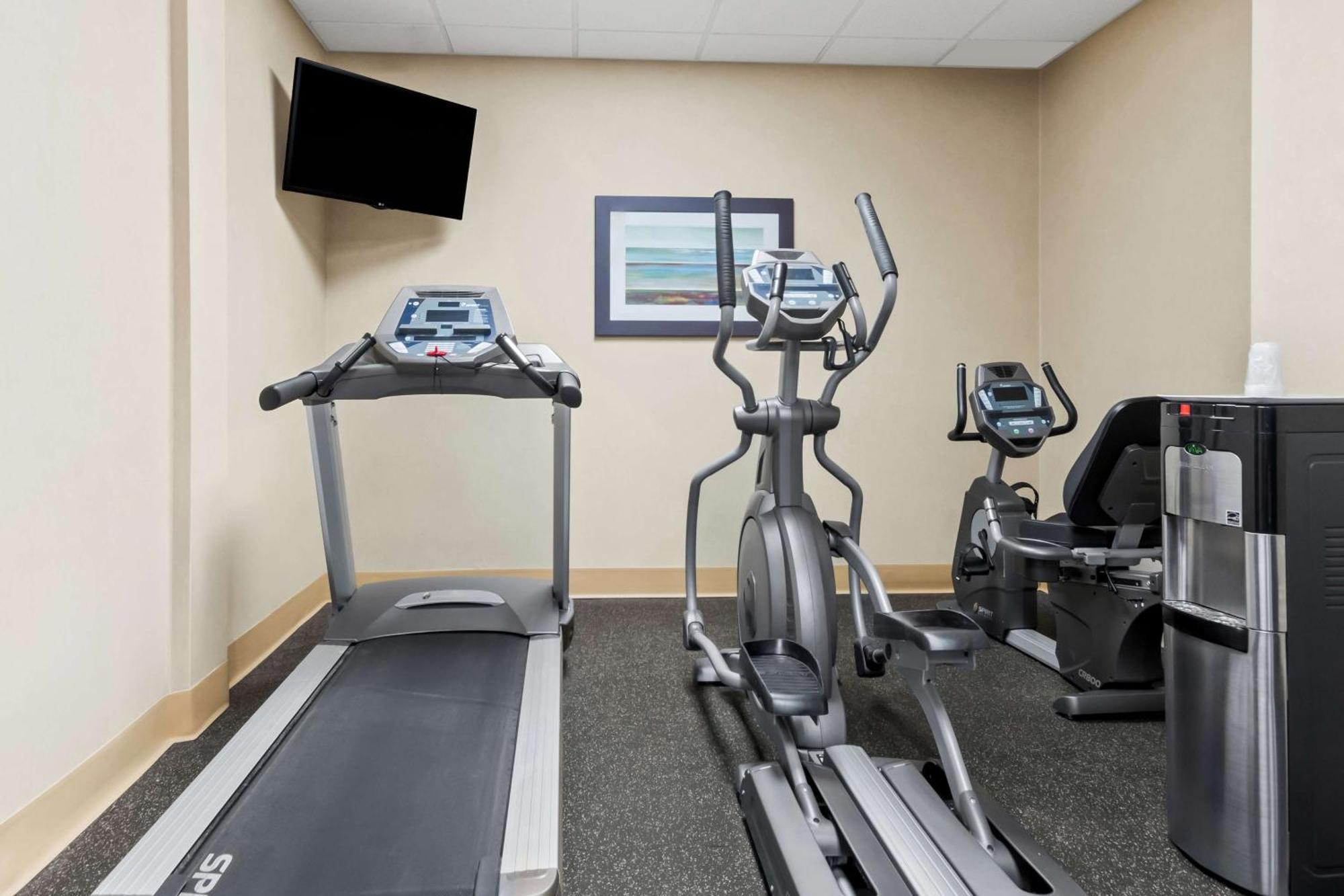 Best Western Plus Fergus Hotel Экстерьер фото
