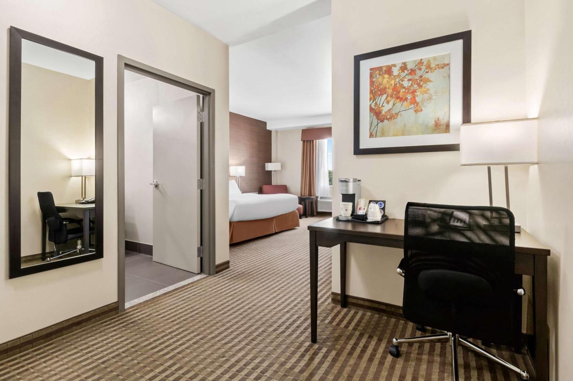 Best Western Plus Fergus Hotel Экстерьер фото