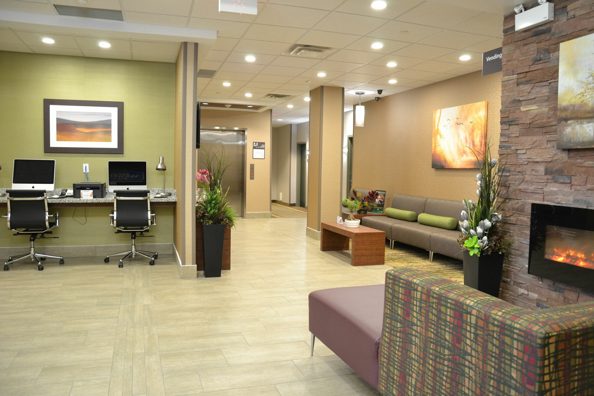 Best Western Plus Fergus Hotel Экстерьер фото